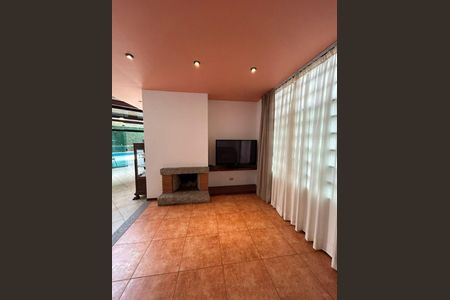 Casa à venda com 4 quartos, 400m² em Vila Sonia, São Paulo