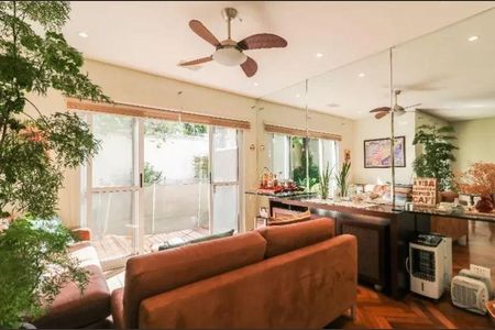 Casa à venda com 3 quartos, 325m² em Jardim Viana, São Paulo