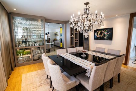 Casa à venda com 6 quartos, 745m² em Campo Belo, São Paulo