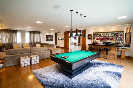 Casa à venda com 6 quartos, 745m² em Campo Belo, São Paulo
