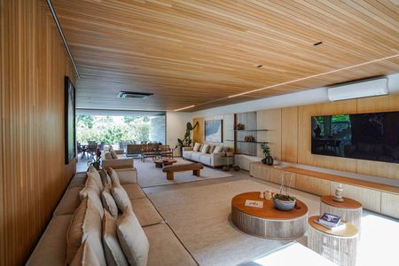 Casa à venda com 622m², 4 quartos e 4 vagas