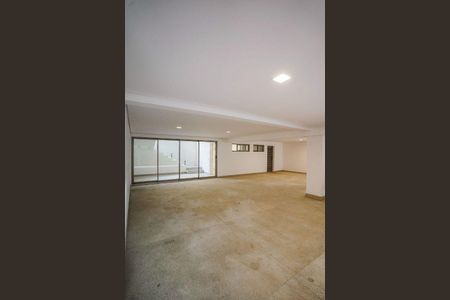 Casa à venda com 622m², 4 quartos e 4 vagas