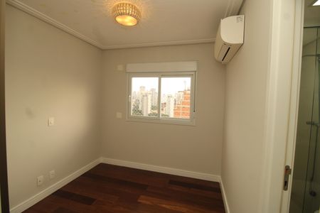 Apartamento à venda com 126m², 3 quartos e 2 vagasSuíte 2