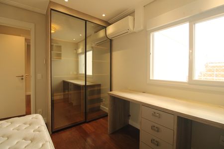 Apartamento à venda com 126m², 3 quartos e 2 vagasSuíte 1