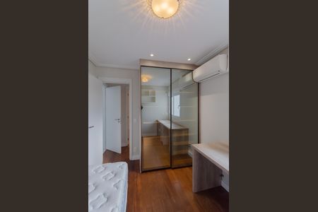 Apartamento à venda com 126m², 3 quartos e 2 vagasSuíte 1