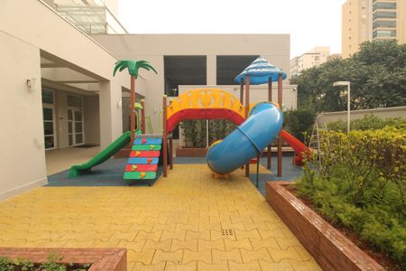 Apartamento à venda com 126m², 3 quartos e 2 vagasÁrea comum - Playground