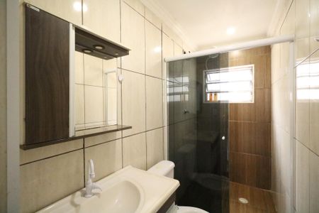 Casa para alugar com 75m², 2 quartos e 1 vaga Casa para alugar com 75m², 2 quartos e 1 vagaBanheiro 2