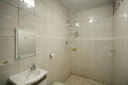 Casa para alugar com 75m², 2 quartos e 1 vagaBanheiro 1