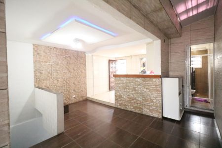 Casa para alugar com 75m², 2 quartos e 1 vaga Casa para alugar com 75m², 2 quartos e 1 vagaCozinha e Sala de Jantar