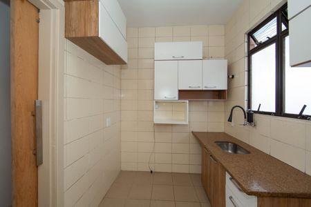 Apartamento à venda com 150m², 3 quartos e 2 vagasCOZINHA