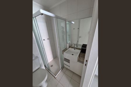 Banheiro de apartamento à venda com 1 quarto, 28m² em Bela Vista, São Paulo