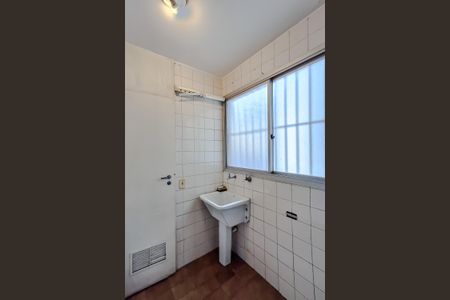 Apartamento à venda com 74m², 3 quartos e 1 vagaÁrea de Serviço