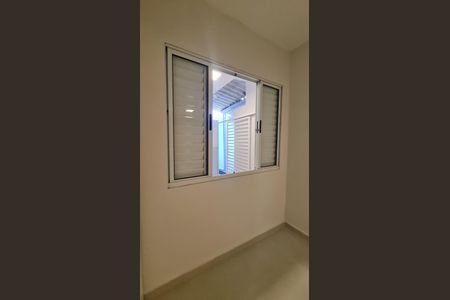 Quarto de casa para alugar com 1 quarto, 60m² em Jardim Raposo Tavares, São Paulo