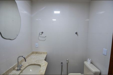 Casa à venda com 100m², 4 quartos e 1 vaga Casa à venda com 100m², 4 quartos e 1 vagaBanheiro da Suíte 2