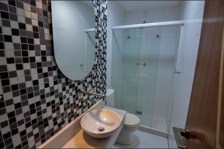 Casa à venda com 100m², 4 quartos e 1 vaga Casa à venda com 100m², 4 quartos e 1 vagaBanheiro Social