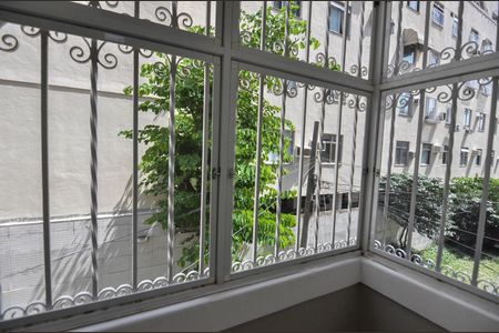 Casa à venda com 100m², 4 quartos e 1 vaga Casa à venda com 100m², 4 quartos e 1 vagaQuarto