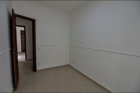 Casa à venda com 100m², 4 quartos e 1 vaga Casa à venda com 100m², 4 quartos e 1 vagaQuarto