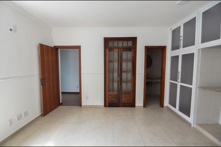 Casa à venda com 100m², 4 quartos e 1 vaga Casa à venda com 100m², 4 quartos e 1 vagaSuíte 2