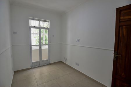 Casa à venda com 100m², 4 quartos e 1 vaga Casa à venda com 100m², 4 quartos e 1 vagaQuarto