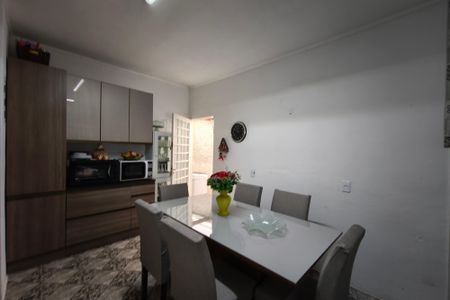 Casa à venda com 235m², 2 quartos e 3 vagasCozinha