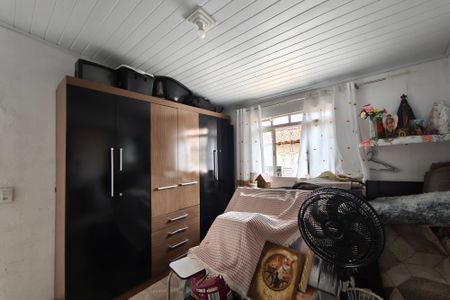 Casa à venda com 235m², 2 quartos e 3 vagasEdícula