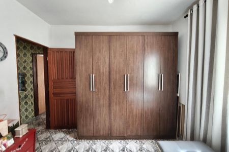 Casa à venda com 235m², 2 quartos e 3 vagasQuarto 2