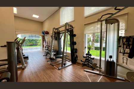 Apartamento à venda com 297m², 3 quartos e 4 vagas Apartamento à venda com 297m², 3 quartos e 4 vagasAcademia