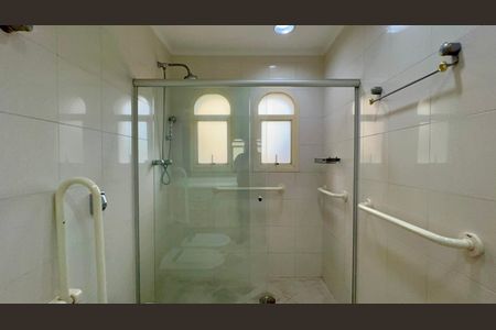 Apartamento à venda com 297m², 3 quartos e 4 vagas Apartamento à venda com 297m², 3 quartos e 4 vagasBanheiro da Suíte 3
