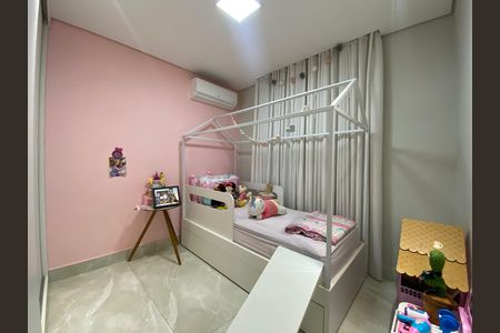 Casa à venda com 3 quartos, 130m² em Cabral, Contagem