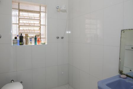 Casa à venda com 345m², 3 quartos e 1 vaga Casa à venda com 345m², 3 quartos e 1 vagaBanheiro