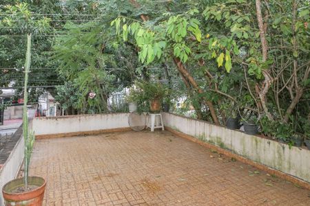 Sacada de casa à venda com 3 quartos, 345m² em Vila Romana, São Paulo