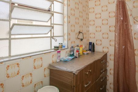 Casa à venda com 345m², 3 quartos e 1 vaga Casa à venda com 345m², 3 quartos e 1 vagaBanheiro da Suíte