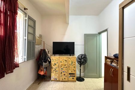 Casa à venda com 2 quartos, 85m² em Santo Cristo, Rio de Janeiro