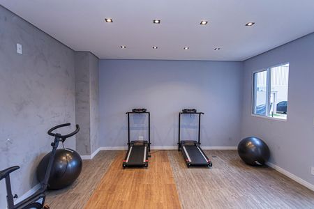 Apartamento para alugar com 35m², 2 quartos e 1 vaga Apartamento para alugar com 35m², 2 quartos e 1 vagaÁrea comum - Academia