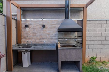 Apartamento para alugar com 35m², 2 quartos e 1 vaga Apartamento para alugar com 35m², 2 quartos e 1 vagaÁrea comum - Churrasqueira