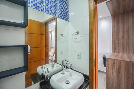 Apartamento à venda com 44m², 2 quartos e 1 vagaBanheiro