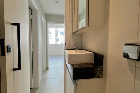 Apartamento para alugar com 98m², 2 quartos e 1 vagaBanheiro social 