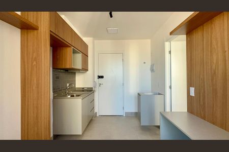 Sala de kitnet/studio para alugar com 1 quarto, 28m² em Pinheiros, São Paulo