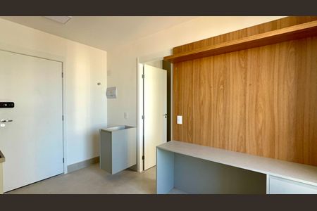 Sala de kitnet/studio para alugar com 1 quarto, 28m² em Pinheiros, São Paulo