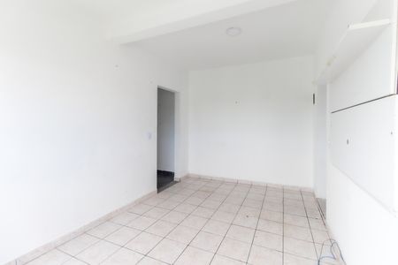 Sala de casa para alugar com 2 quartos, 70m² em Limoeiro, São Paulo