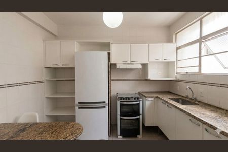 Apartamento à venda com 140m², 3 quartos e 2 vagasCozinha