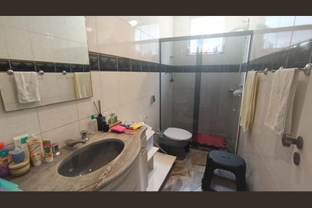 Banheiro  de apartamento à venda com 3 quartos, 140m² em Sion, Belo Horizonte