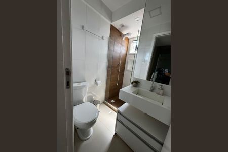 Apartamento para alugar com 65m², 2 quartos e 1 vaga Apartamento para alugar com 65m², 2 quartos e 1 vagaBanheiro