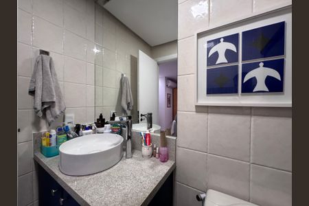 Apartamento à venda com 118m², 3 quartos e 3 vagas Apartamento à venda com 118m², 3 quartos e 3 vagasSuíte - Banheiro