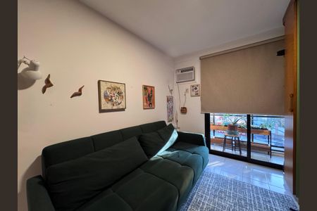 Apartamento à venda com 118m², 3 quartos e 3 vagas Apartamento à venda com 118m², 3 quartos e 3 vagasQuarto 1