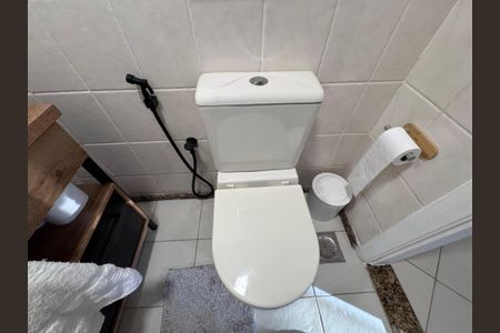 Apartamento à venda com 118m², 3 quartos e 3 vagas Apartamento à venda com 118m², 3 quartos e 3 vagasLavabo