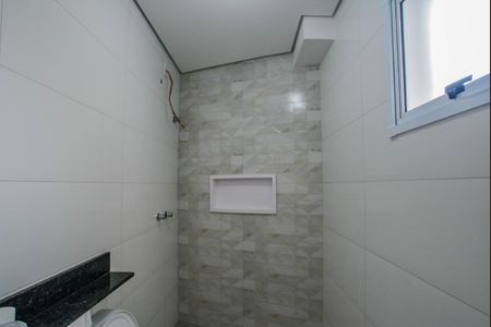 Apartamento para alugar com 58m², 2 quartos e 1 vaga Apartamento para alugar com 58m², 2 quartos e 1 vagaBanheiro da Suíte