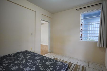 Quarto de kitnet/studio para alugar com 1 quarto, 60m² em Coqueiros, Florianópolis