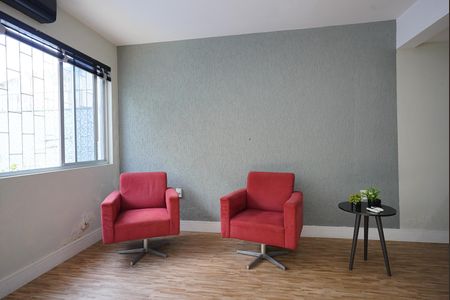 Sala de kitnet/studio para alugar com 1 quarto, 60m² em Coqueiros, Florianópolis