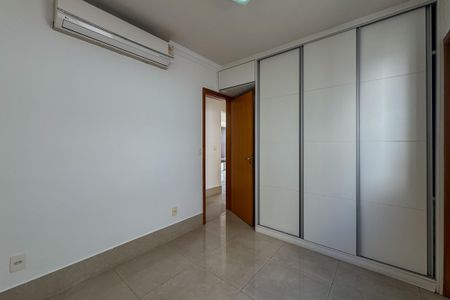 Apartamento para alugar com 72m², 3 quartos e 2 vagasSuíte